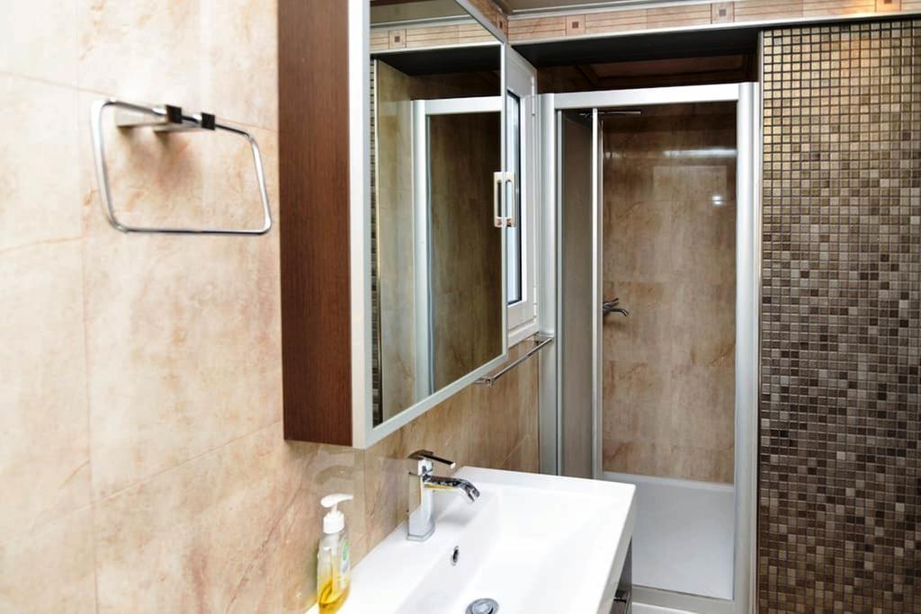 165 Sm Penthouse Maisonette Apartment أثينا المظهر الخارجي الصورة
